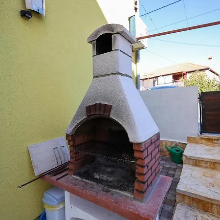 Apartmán Rustica With Exclusive Use Of The Pool-ground Floor