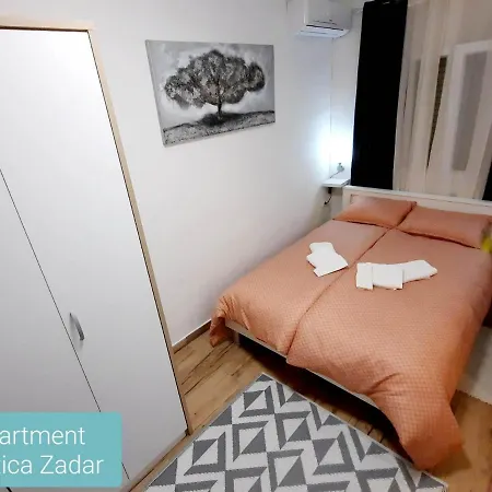 Rustica With Exclusive Use Of The Pool-ground Floor Apartmán Zadar