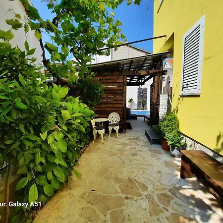 Rustica With Exclusive Use Of The Pool-ground Floor Apartmán *