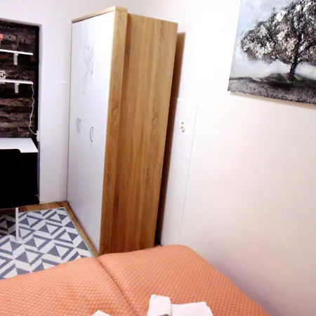 Apartmán Rustica With Exclusive Use Of The Pool-ground Floor *