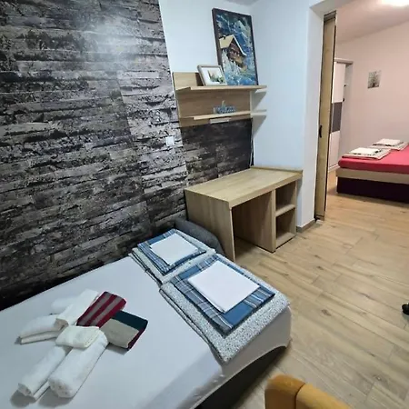 Διαμέρισμα Rustica With Exclusive Use Of The Pool-ground Floor Ζαντάρ