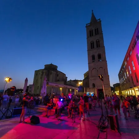 Rustica With Exclusive Use Of The Pool-ground Floor *