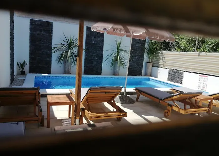 Lejlighed Rustica With Exclusive Use Of The Pool-ground Floor Zadar