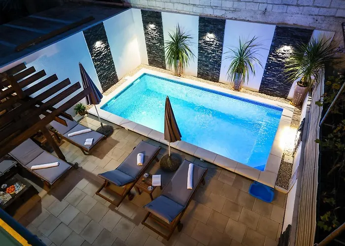 Rustica With Exclusive Use Of The Pool-ground Floor Zadar
