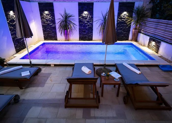 Rustica With Exclusive Use Of The Pool-ground Floor * Zadar