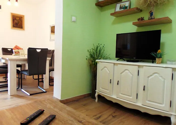 Rustica With Exclusive Use Of The Pool-ground Floor